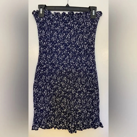 Reformation Chantilly Smocked Tube Mini Dress Floral Blue & White Size Large - Picture 5 of 10